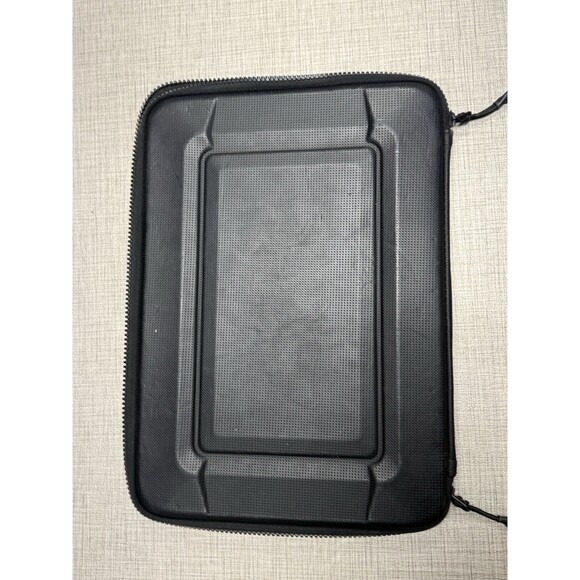 Thule Gauntlet MacBook Pro Sleeve Carry Protective Case Zip Around 13x9x1 - Picture 4 of 6